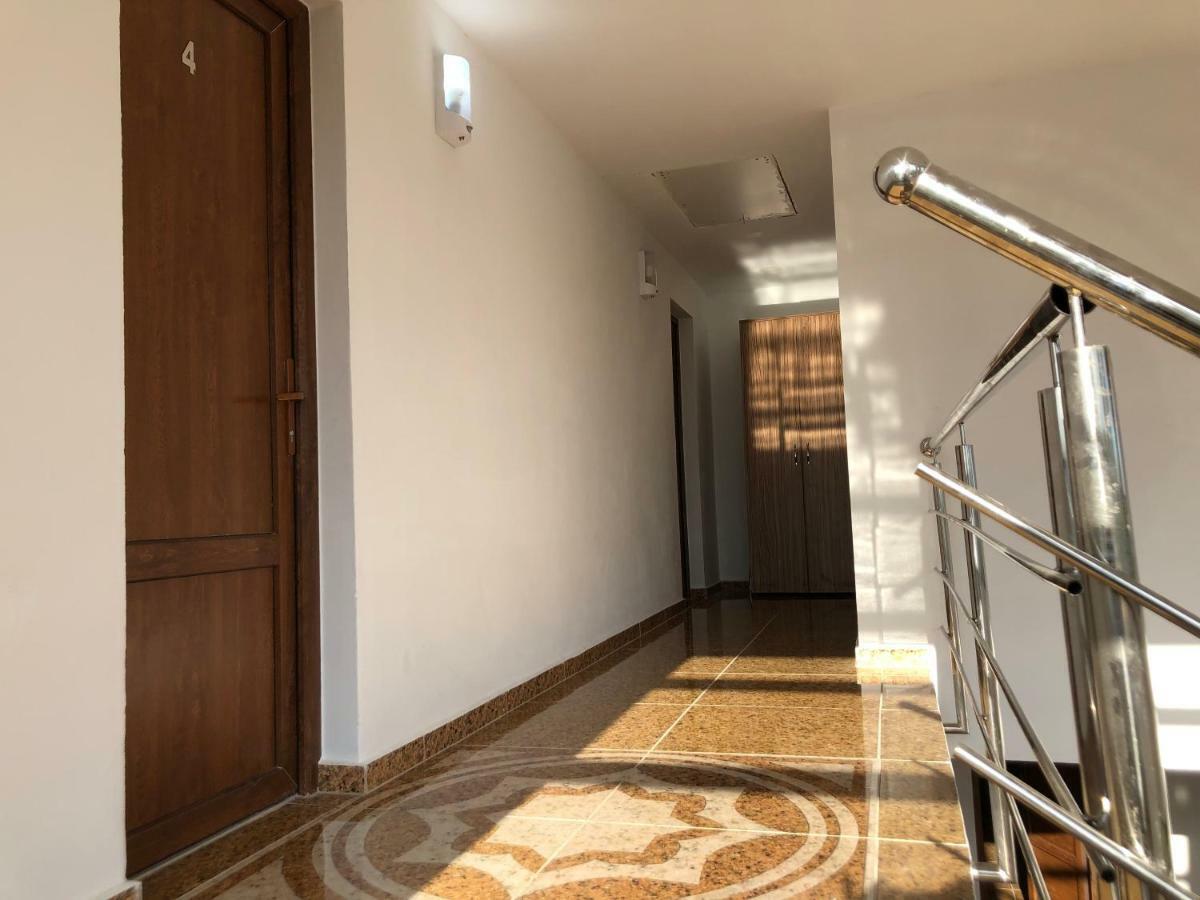 Pensiunea Paradiso Sarinasuf Εξωτερικό φωτογραφία